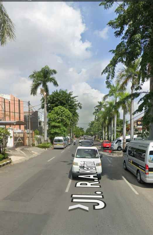 dijual rumah surabaya pusat kota di jl ra kartini shm