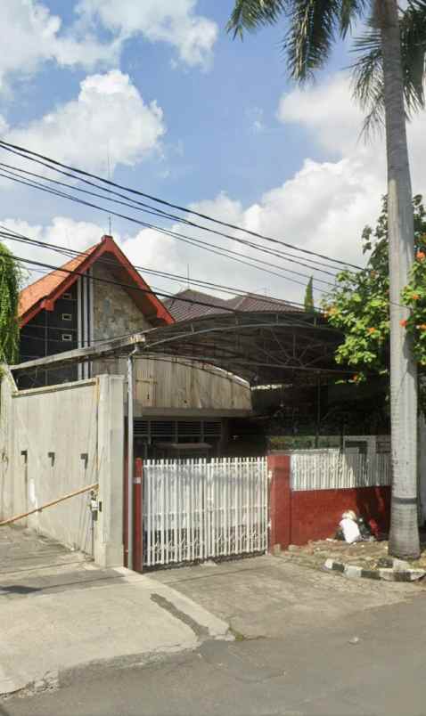 dijual rumah surabaya pusat kota di jl ra kartini shm