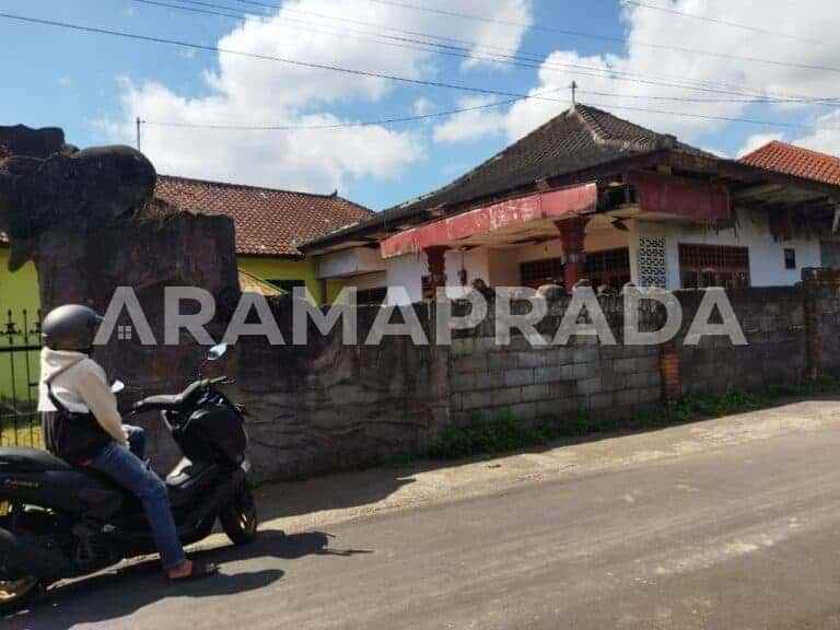 dijual rumah taliwang