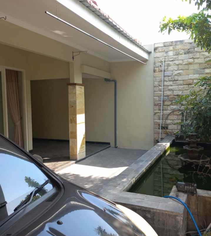 dijual rumah taman aloha wage