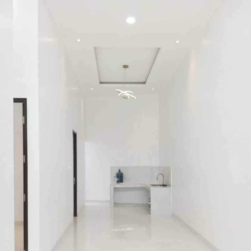 dijual rumah taman harapan baru