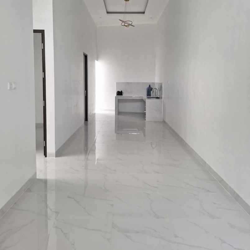 dijual rumah taman harapan baru