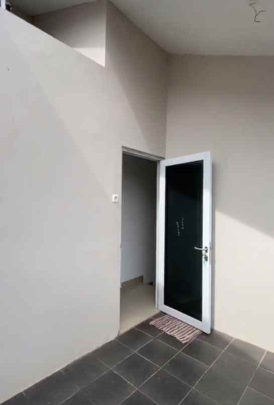 dijual rumah tanah baru beji depok
