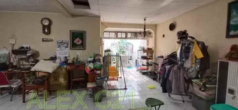 dijual rumah tanah kusir