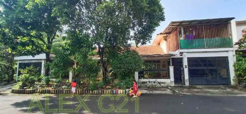 dijual rumah tanah kusir