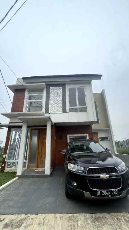 dijual rumah tengah cibinong bogor jawa