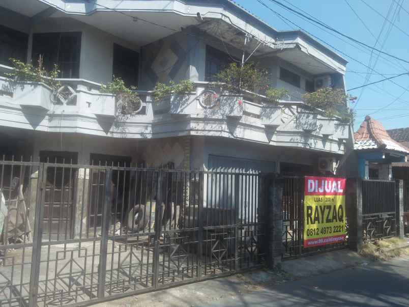 dijual rumah tepi jalan rw mongosidi