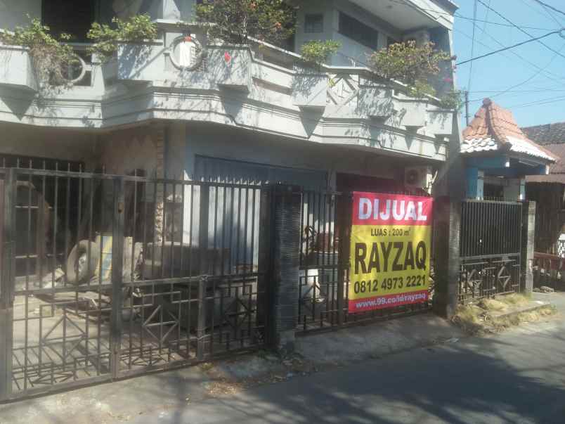 dijual rumah tepi jalan rw mongosidi