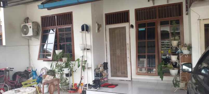 dijual rumah tinggal 1 lantai komplek tpi