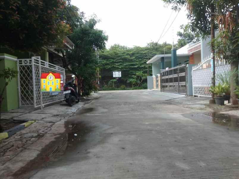 dijual rumah tityan indah summarecon