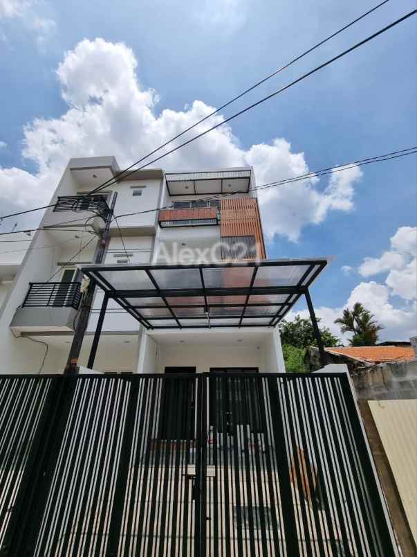 dijual rumah tomang grogol petamburan