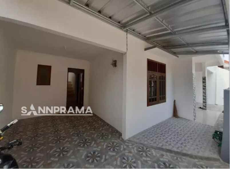 dijual rumah tugu