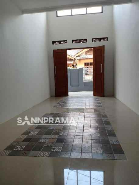 dijual rumah tugu