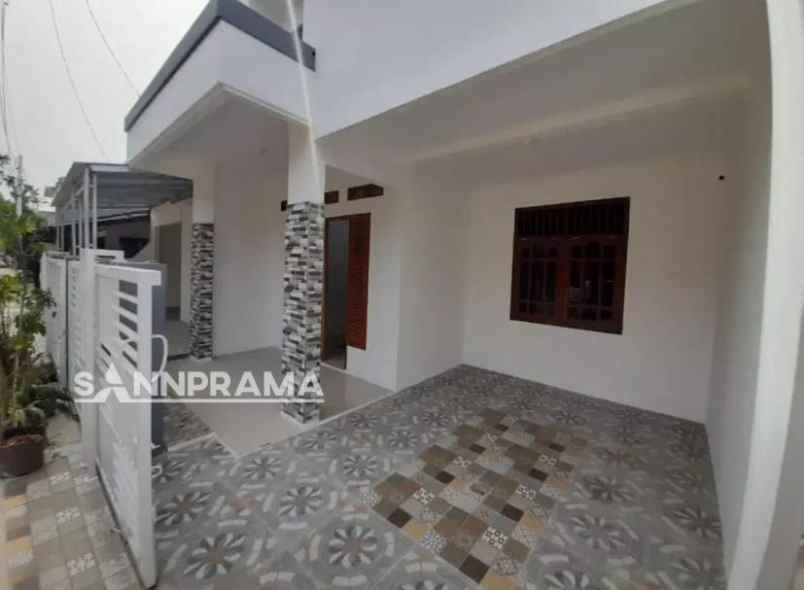 dijual rumah tugu