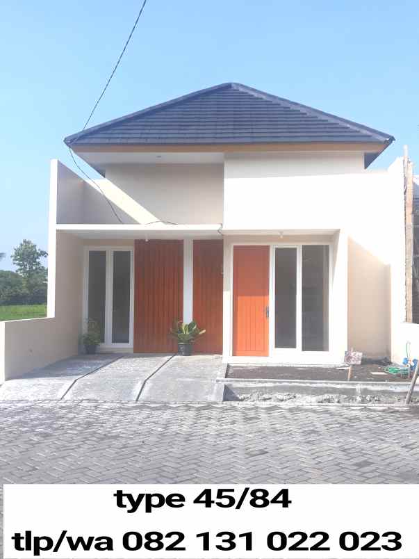 dijual rumah type 45 harga 200 jutaan di lumajang