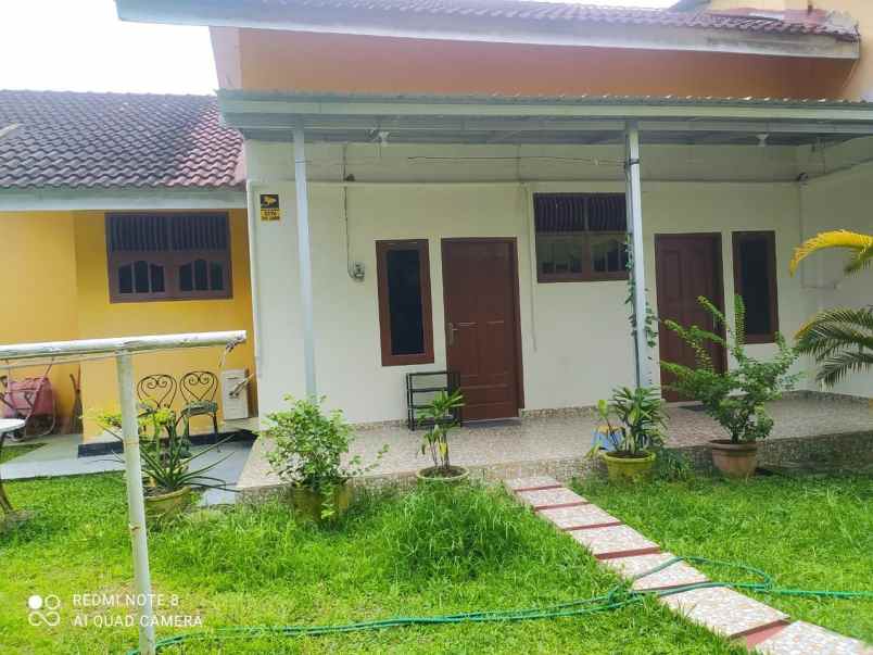 dijual rumah umban sari