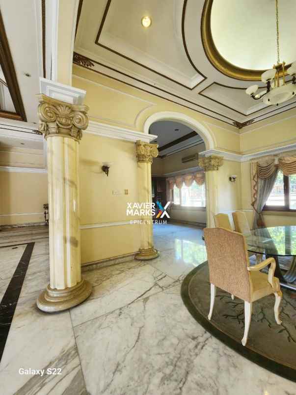 dijual rumah usaha jemur andayani dekat siwalankerto