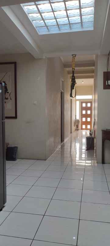 dijual rumah veteran raya