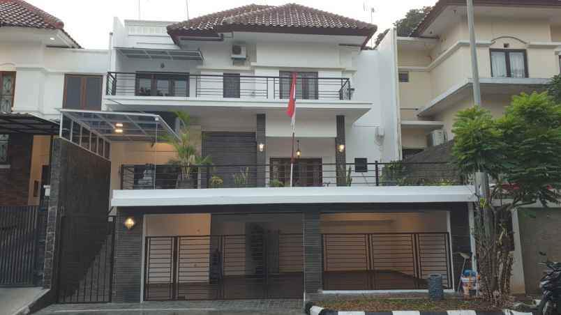 dijual rumah villa cinere mas pisangan