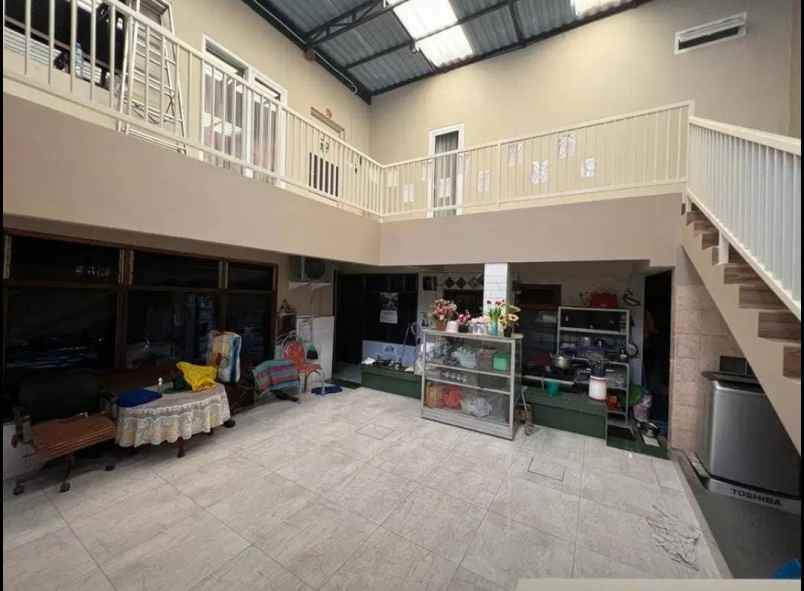 dijual rumah villa kalijudan indah