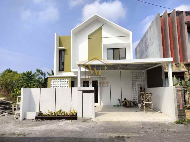 dijual rumah wedomartani ngemplak