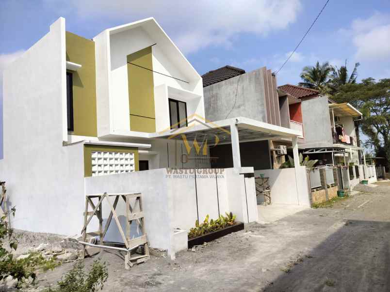 dijual rumah wedomartani ngemplak