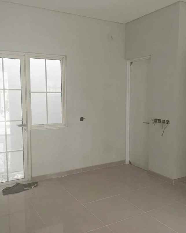 dijual rumah wisata bukit mas