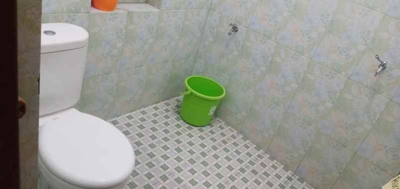 dijual rumah wisma permai tengah