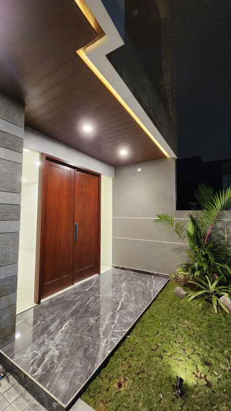 dijual rumah woodland