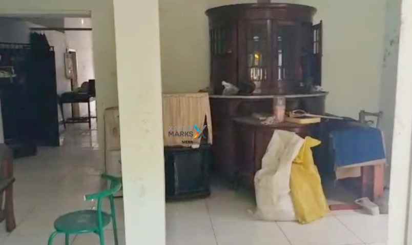 dijual rumah yos sudarso