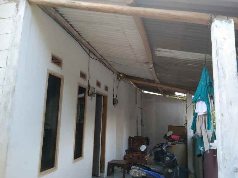 dijual segera rumah dengan view yang asri