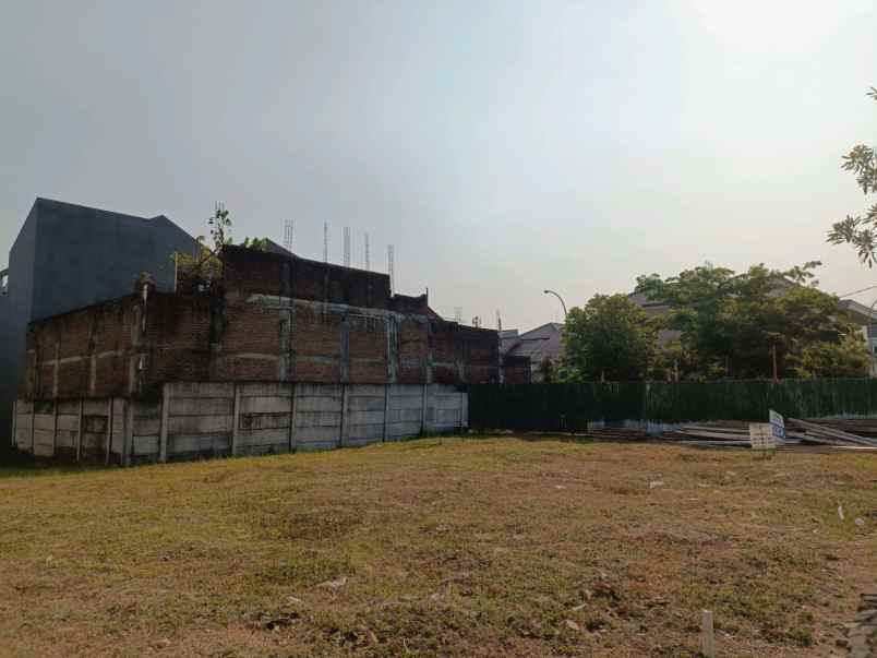 dijual tanah dian istana surabaya