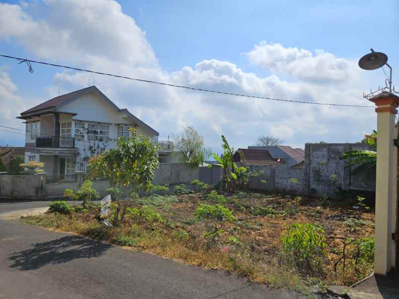 dijual tanah jl abdul gani atas