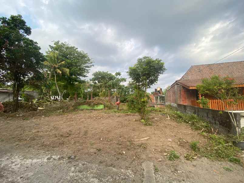 dijual tanah jl kaliurang pencar sari