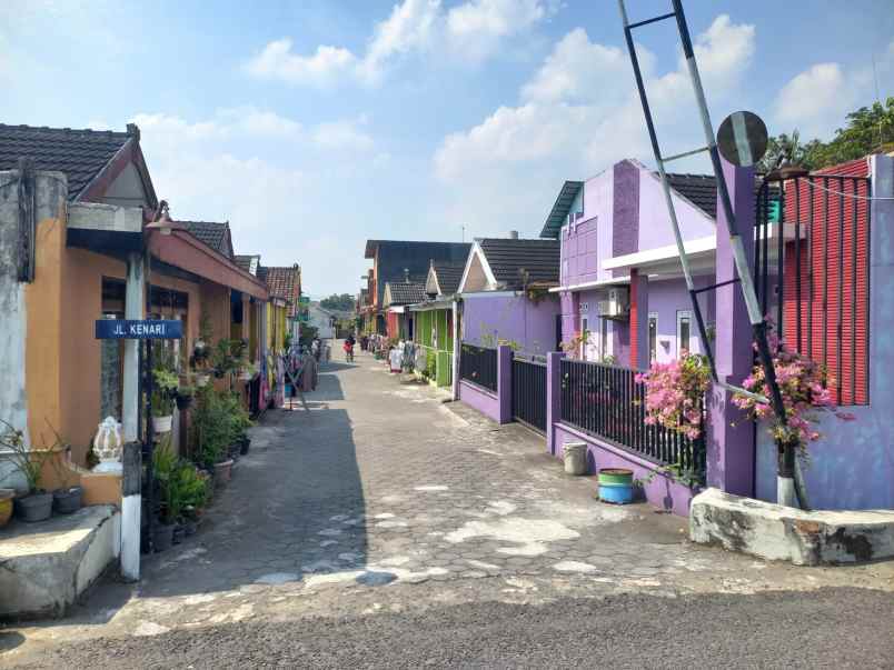 dijual tanah samping perumahan kasongan