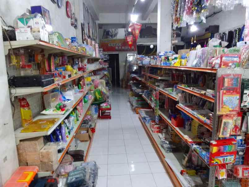 dijual toko raya babat lamongan