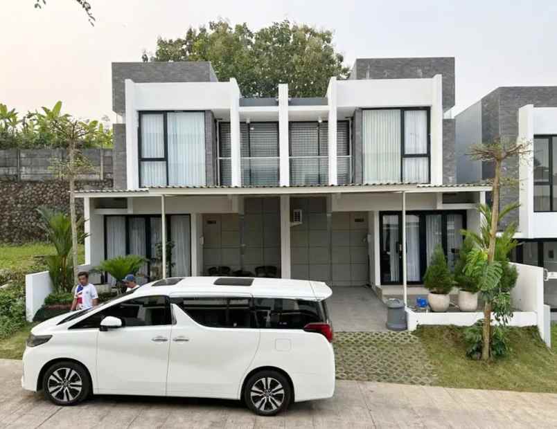 dijual villa bloomfield mountain resort