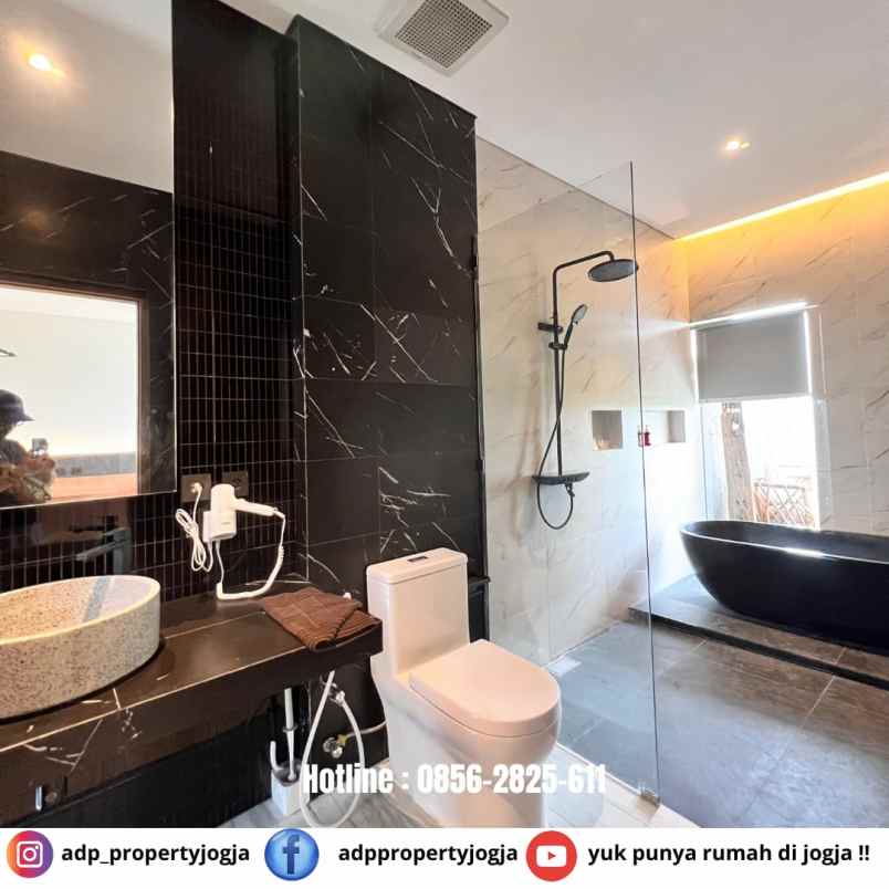 dijual villa pandowoharjo sleman