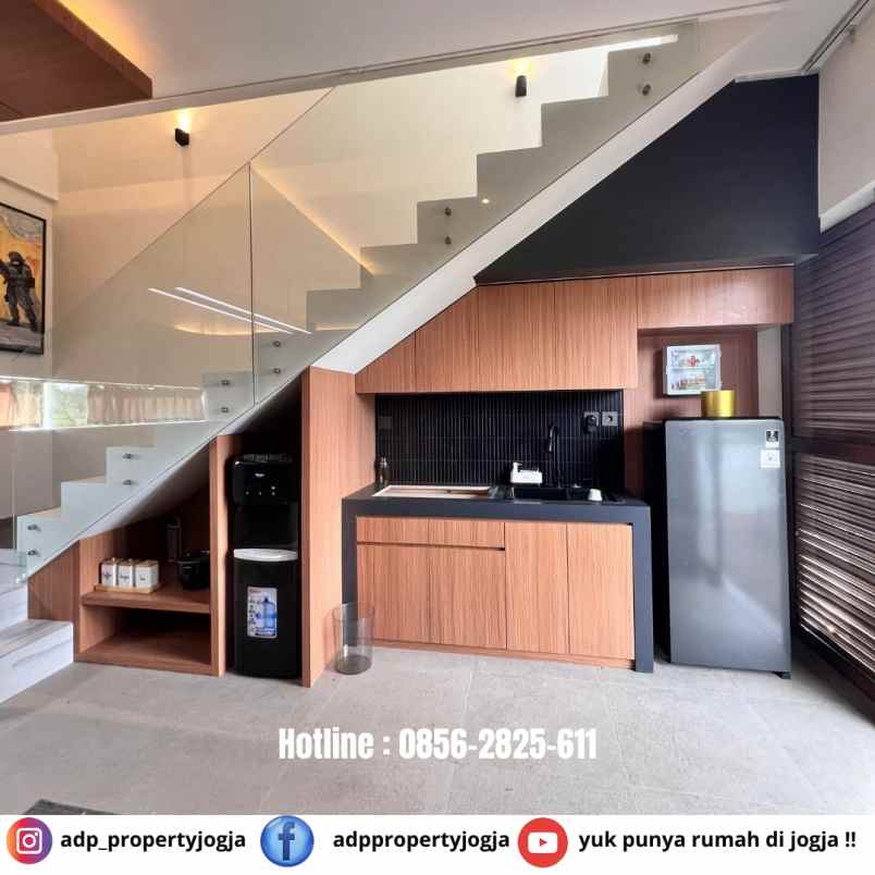 dijual villa pandowoharjo sleman