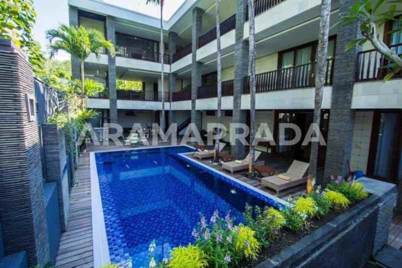 dijual villa ungasan