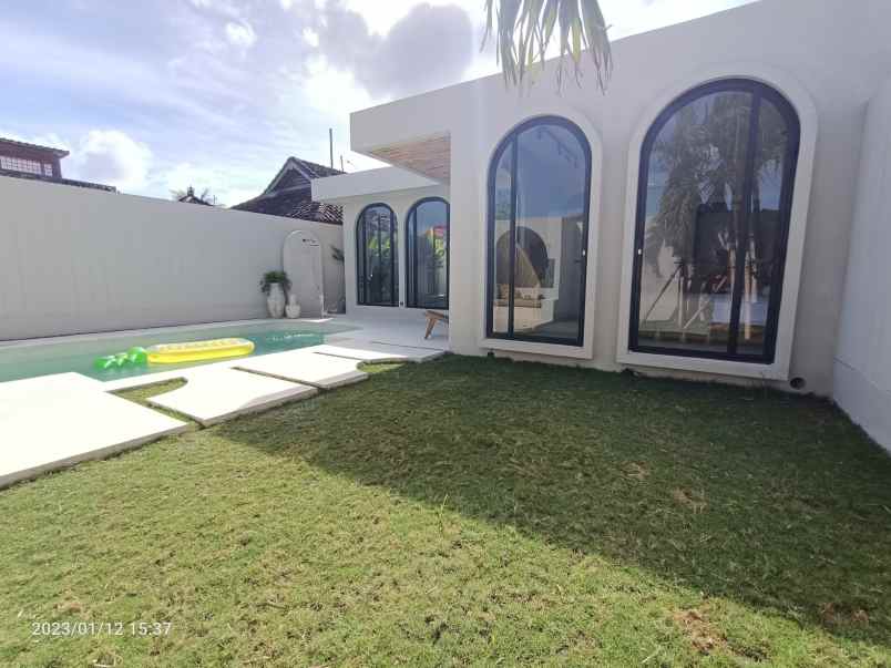 dijual villa ungasan badung bali