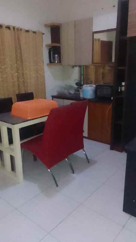 dijuwal rumah 2 lt dibawah njop perum pandanaran hills