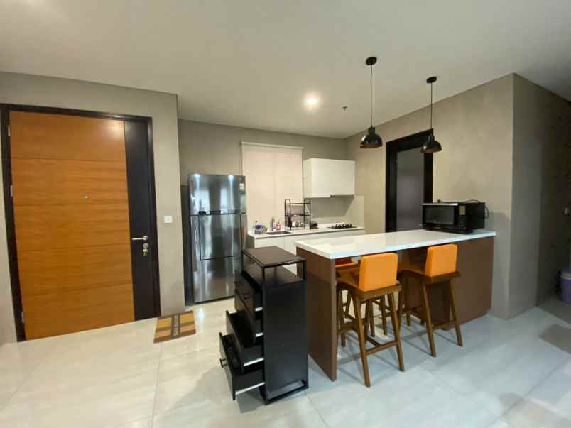 disewa apartemen lloyd alam sutera tangerang banten