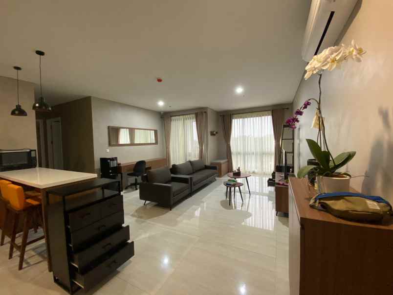 disewa apartemen lloyd alam sutera tangerang banten