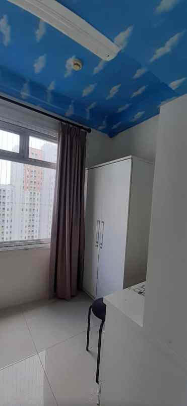 disewakan 3 br jadi 2 br furnish apartemen green bay