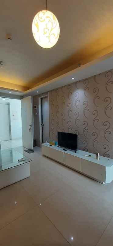 disewakan 3 br jadi 2 br furnish apartemen green bay