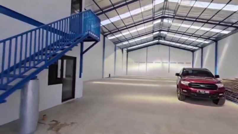 disewakan gudang bagus lb 680 m