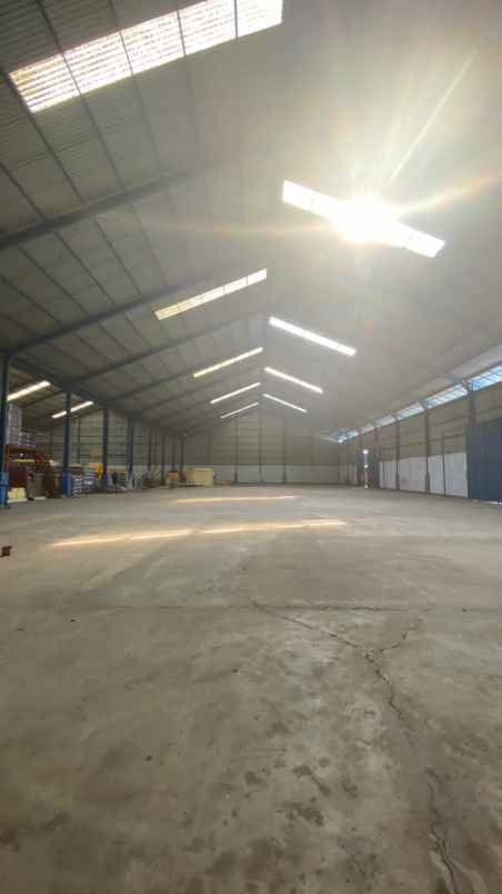 disewakan gudang di nganjuk