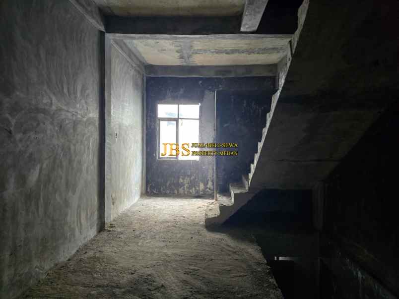 disewakan ruko gudang kantor komplek cbd polonia jalan