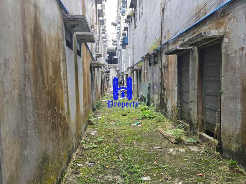 disewakan ruko gudang kantor komplek cbd polonia jalan